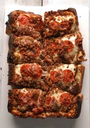 fullMetal2 detroit style pizza square pizza