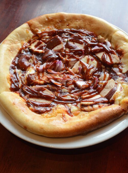 Trending Recipe: BBQ Chicken & Smoked Scamorza Pizza