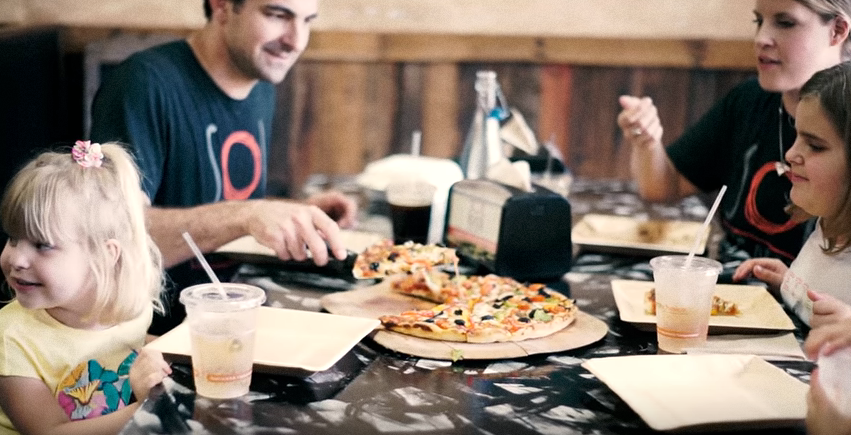 sol pie pizza, canton, ohio, pizzeria, sustainable food, green pizzeria