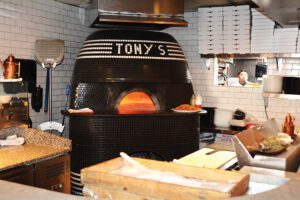 oven, 2022 Pizzeria of the Year, Tony’s Pizzeria Napoletana