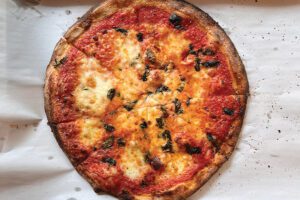 Modern apizza, margherita pizza, new haven, connecticut, New Haven style pizza, apizza, 2023 Pizzeria of the Year